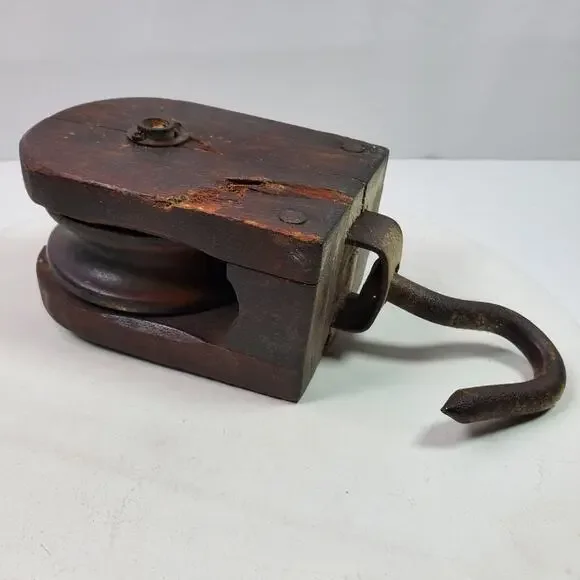 Antique Primitive Wood Pulley Single Wheel Barn Pulley - Picture 4 of 10